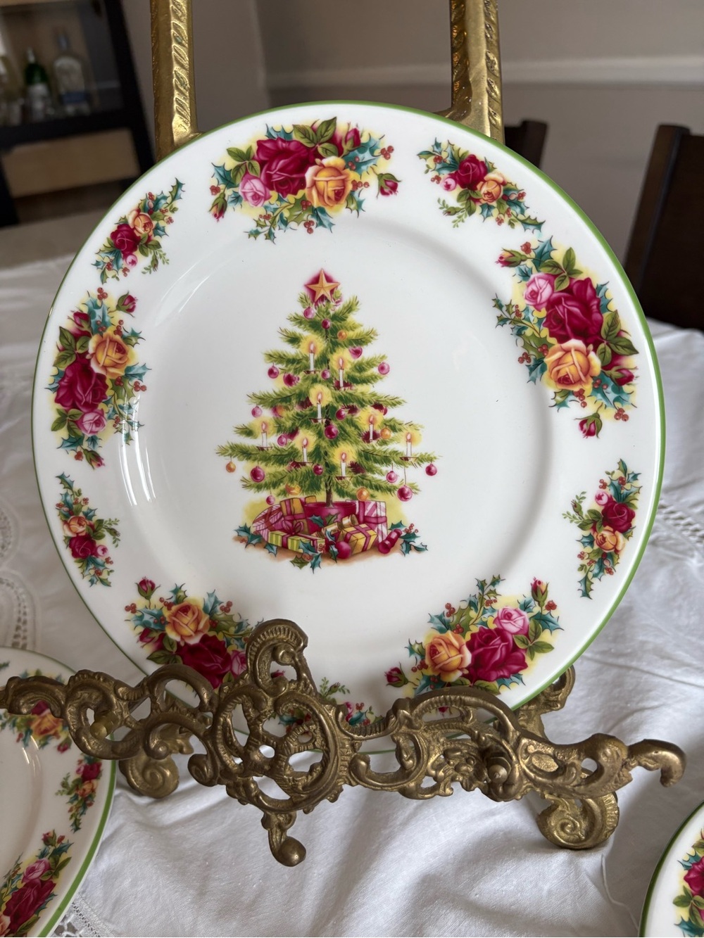 Christmas Tree Dinner Plate  holiday classic collection. Royal Albert set of 4